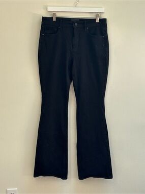 WHITE HOUSE BLACK MARKET High-Rise Skinny Flare Sculpt Stretch Black Jeans 10